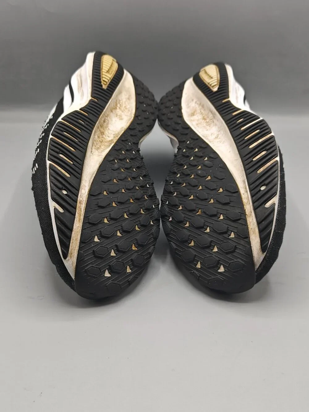 NIKE AIR ZOOM VOMERO 14 MENS RUNNING SHOES BLACK WHITE RARE CK1969-001 SIZE 12
